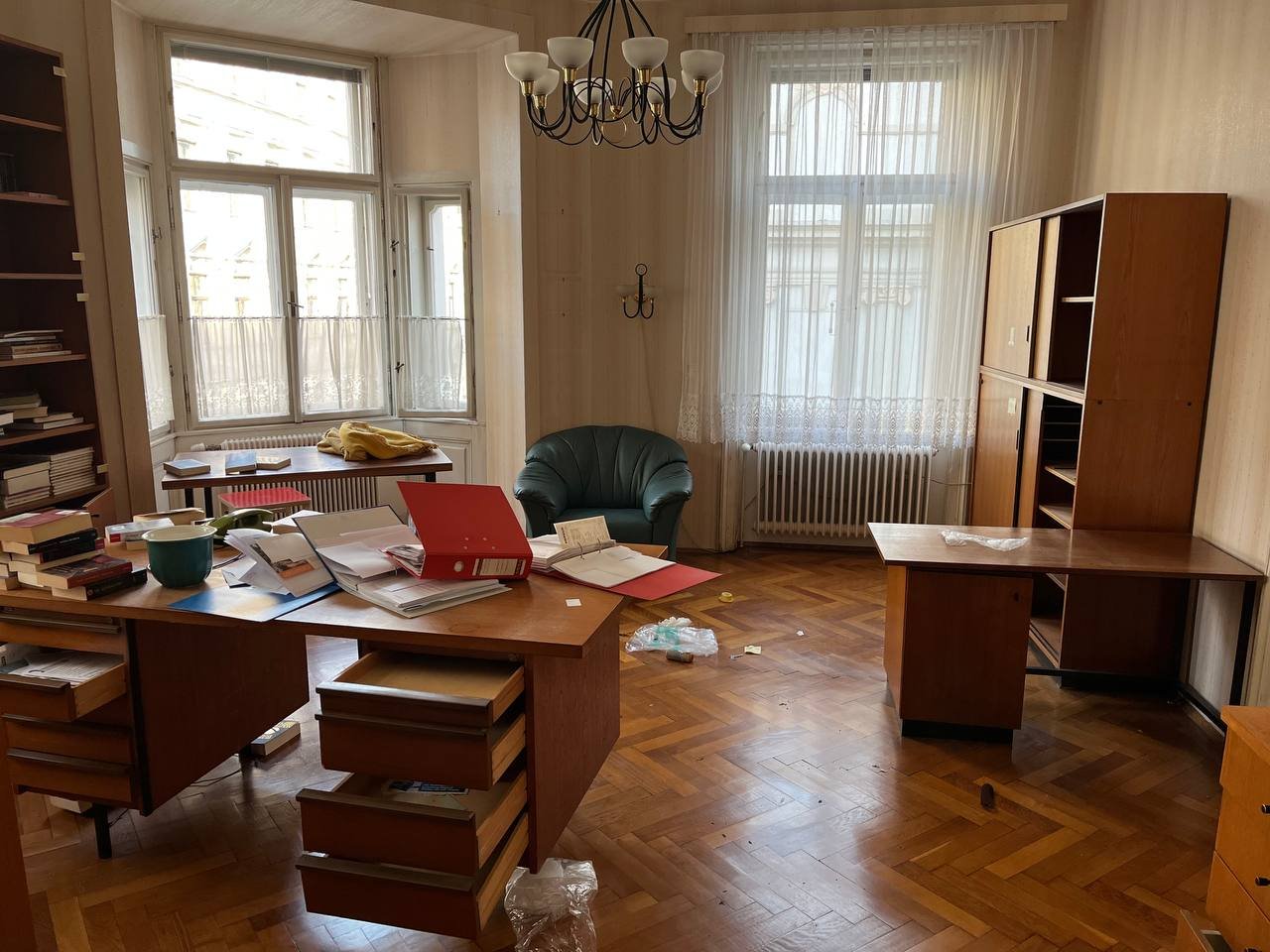 Entrümpelung in Eisenstadt – Team bei der Arbeit in einem Wohnhaus